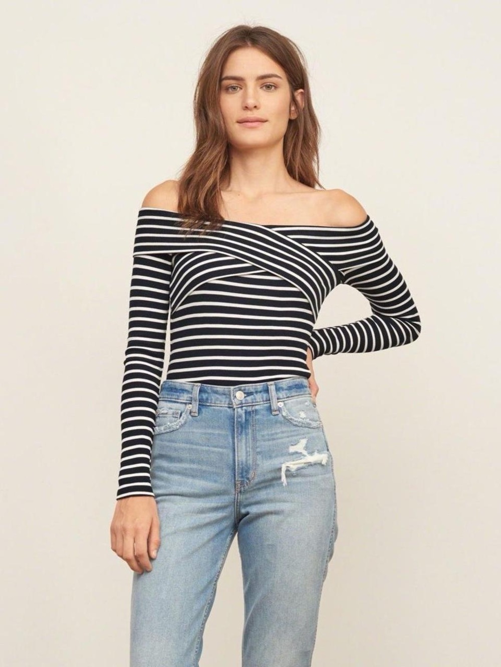 Women’s Abercrombie navy and white off the shoulder knit top size XS